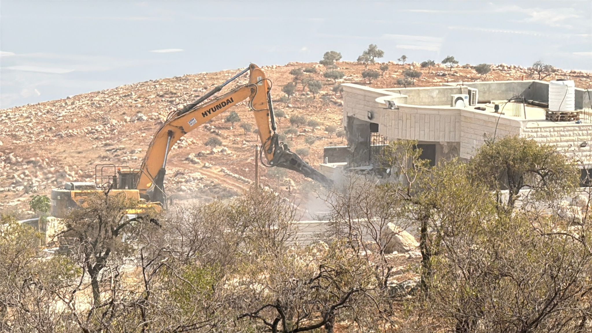 الاحتلال يهدم منزلا في دوما جنوب نابلس