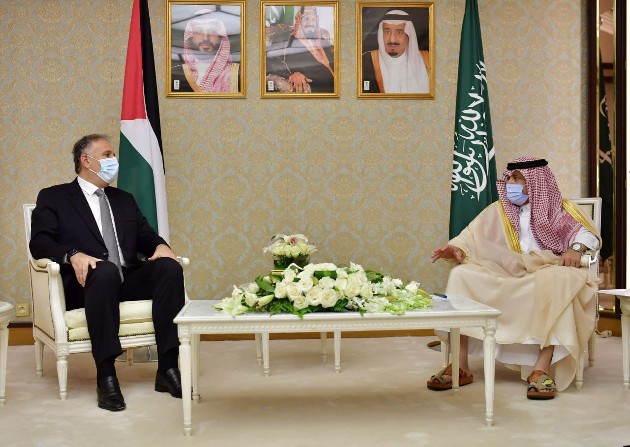 جانب من اجتماع الوزير عساف ووزير الإعلام السعودي