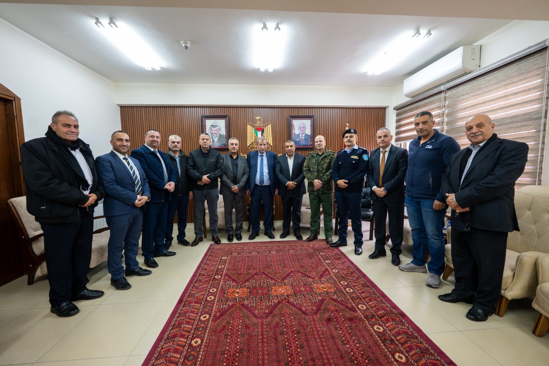 جانب من جولة خوري في محافظة الخليل