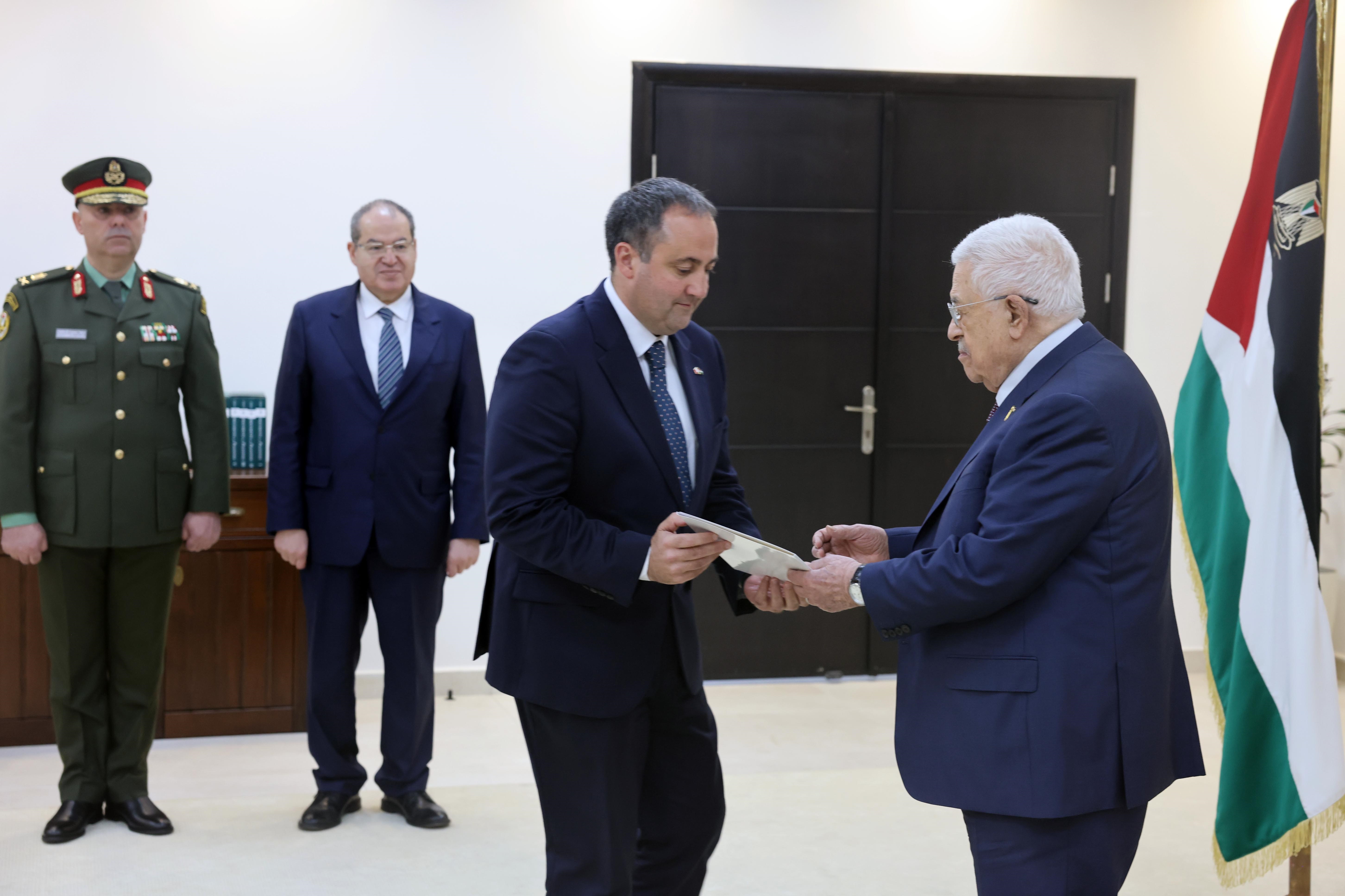 الرئيس يتقبل أوراق اعتماد رئيس مكتب تمثيل جمهورية مالطا لدى دولة فلسطين