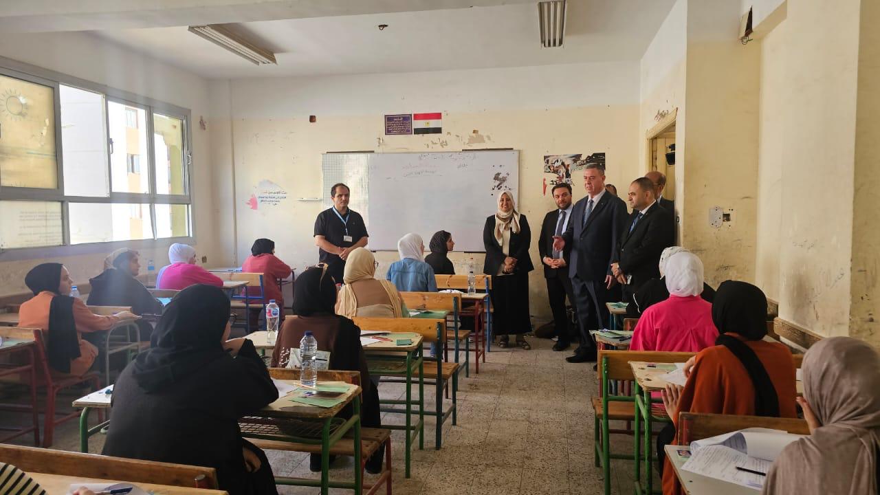 جانب من امتحان الثانوية العامة لطلبة غزة في القاهرة العام الماضي 